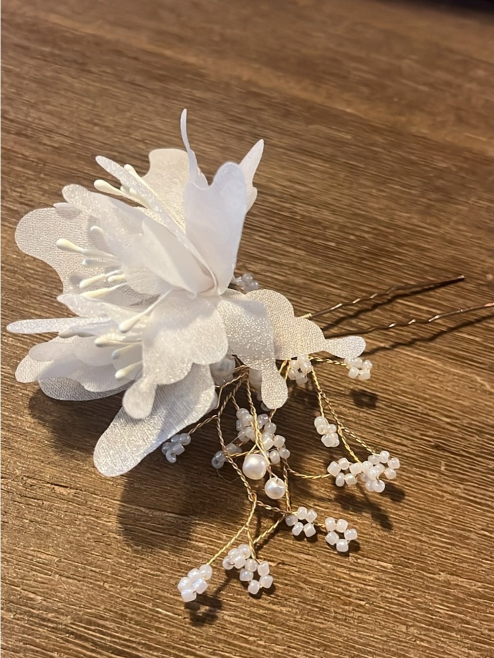 White Floral Bridal Hair Pin with Pearl Accents